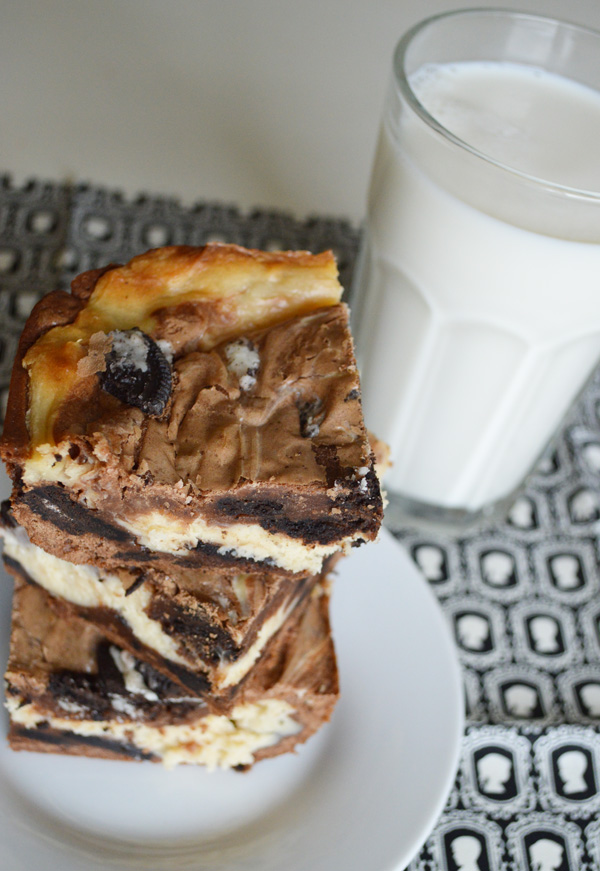 Oreo Cheesecake Brownies | The Modern Dad