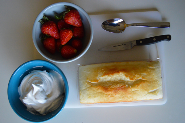 Strawberry Shortcake Trifle |The Modern Dad