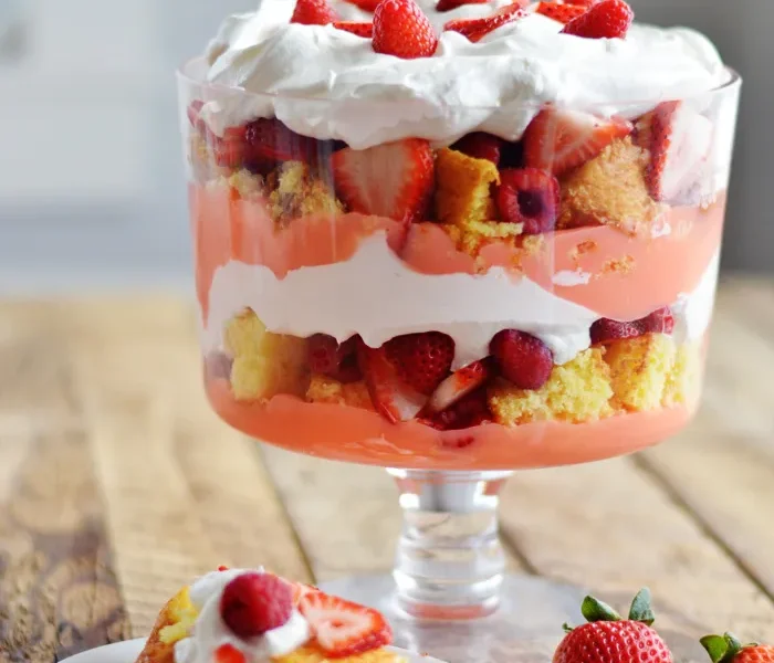 Strawberry Shortcake Trifle (Easy Dessert That Always Impresses)
